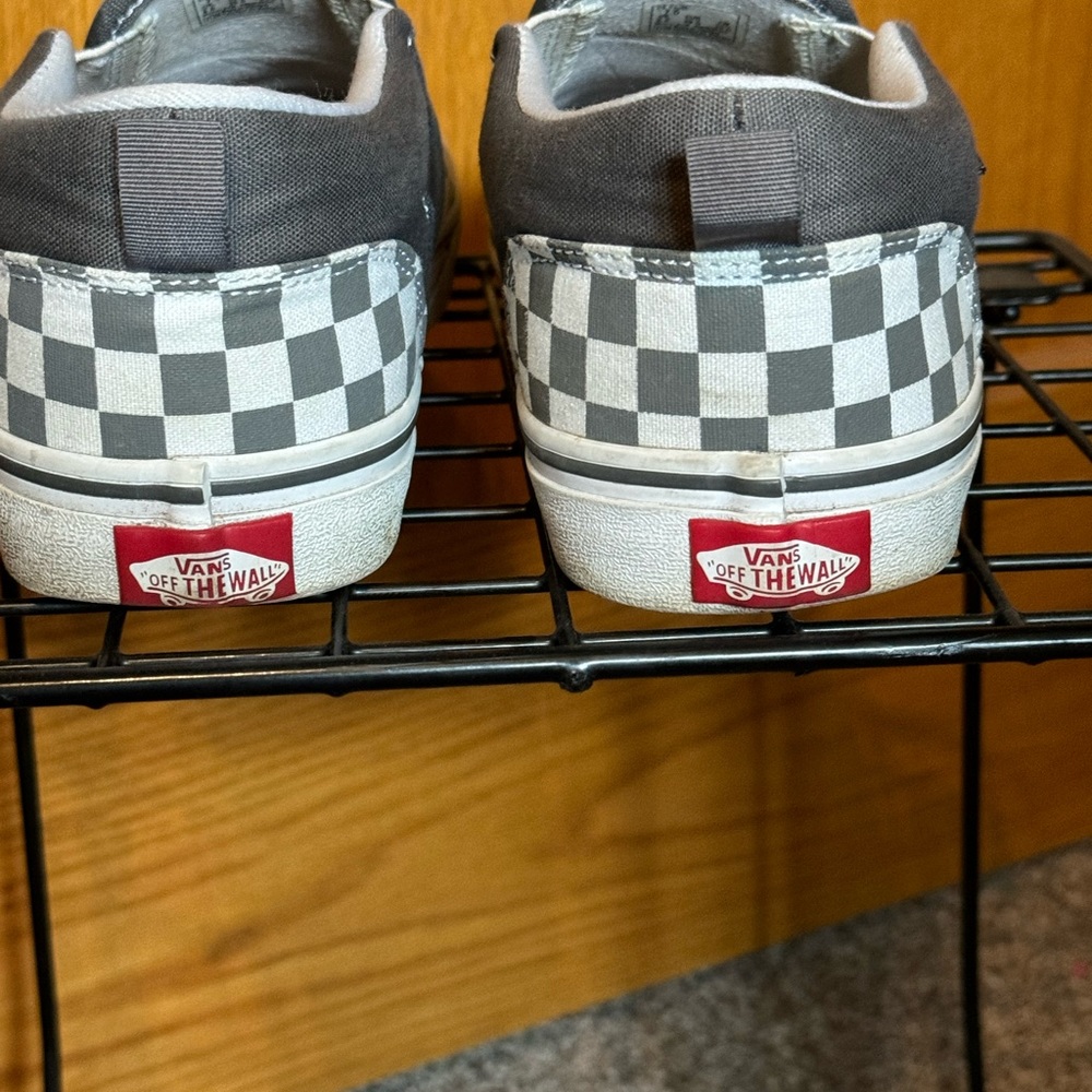 Vans - Picture 5 of 5